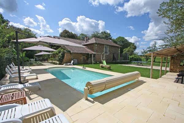 Renovated spacious farm house with private heated pool Dordogne Sleeps 12