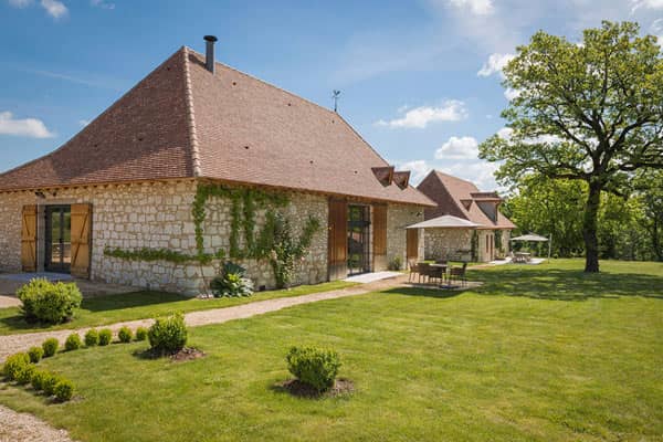 Luxury holiday rental with pool Roumaillac La Grange close to Bergerac Dordogne.