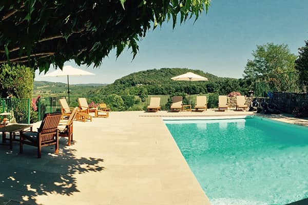 Prieure de Fenelon - Prachtig, zeer luxe vakantiehuis met uitzicht op de Dordogne rivier en kasteel Fénelon. Voor 8 personen. Genieten van alle luxe, een heerlijk uitzicht, rust en ruimte.