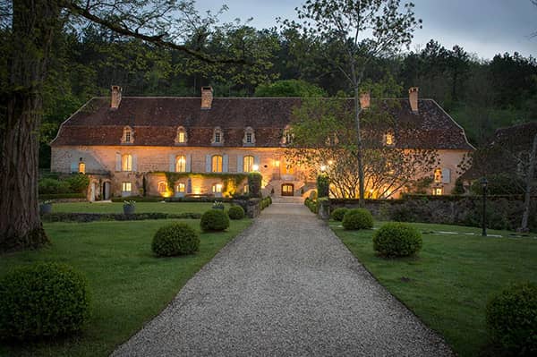 Secret du Roi is een prachtige 17e-eeuwse chartreuse gelegen op een landgoed van 184 hectare in het hart van de Dordogne.