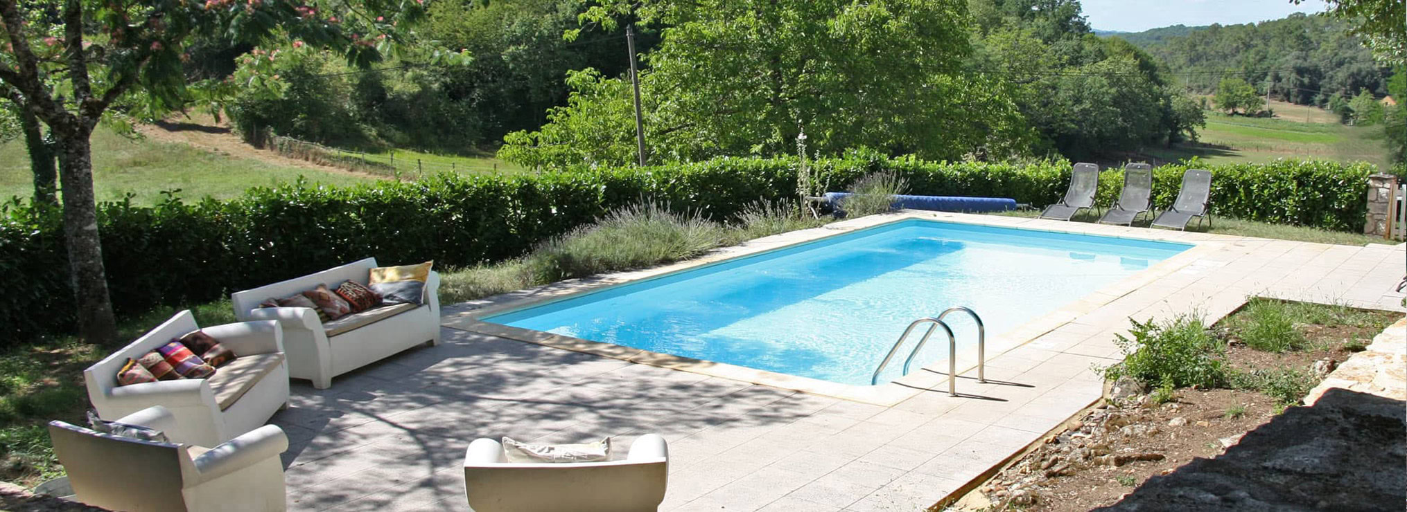 Karaktervolle vakantiewoning bij de rivier de Dordogne. Met verwarmd privézwembad en charmante ligging, perfect voor een onvergetelijke vakantie!