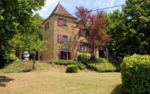 1 lescurade1 buiten luxe vakantiehuis dordogne