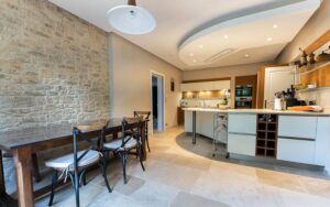 10 domaine de peycibeau keuken1 luxe vakantiehuis dordogne