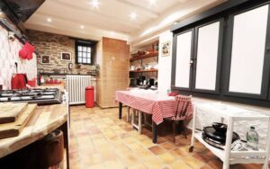 19 vieille forge keuken1 luxe vakantiehuis dordogne