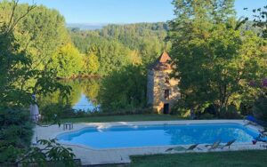 2 au bord dl riviere b 1609 luxe vakantiehuis dordogne