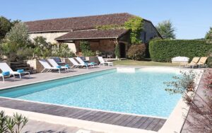 3 chavie pool1 1 luxe vakantiehuis dordogne