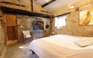 34 guestroom1 2 luxe vakantiehuis dordogne