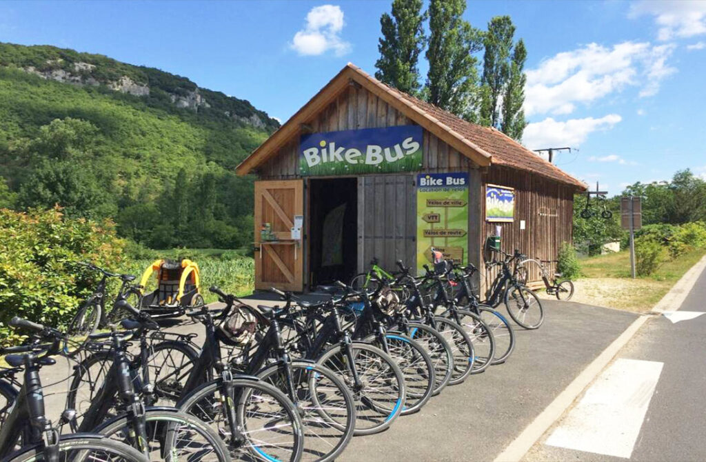 Fietsverhuur bij Bike Bus in Castelnaud La Chapelle: ontdek de Dordogne per fiets