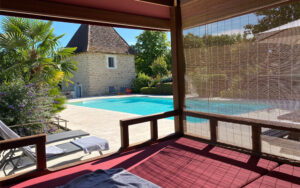 domaine de bonnefond lounge pool luxe vakantiehuis dordogne