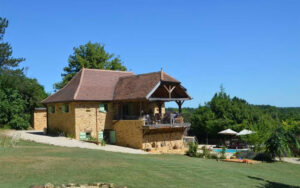 Charming Dordogne Holiday Home Beautiful Dordogne countryside villa with terrace and pool.