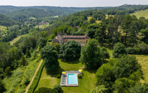 chateau de la poujade exterior4 luxury rentals dordogne